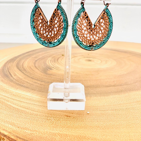 Annabelle Metallic 2 Tone Earrings - Picture 2 of 4